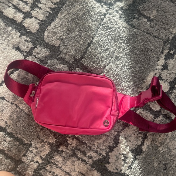 Bag - Picture 1 of 4